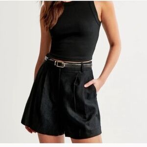 Abercrombie Sloane Tailored Linen-Blend Short, Black, Size Medium